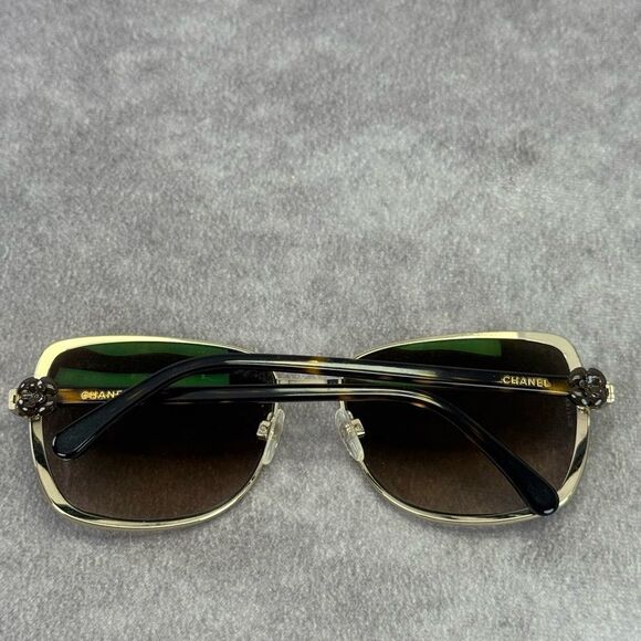 Chanel Camelia Flower Vintage Tortoiseshell Sunglasses - Picture 13 of 15